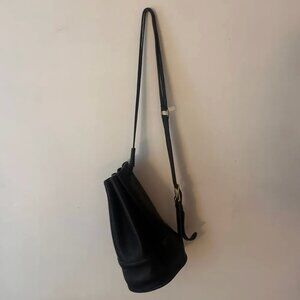 Vintage Coach 90/ Bixby Sling Bag 9984